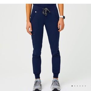 FIGS Zamora Jogger Scrubs in Navy